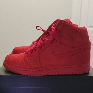 Jordan Athletic Shoes in Red